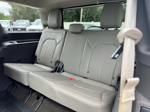 used 2018 Ford Expedition car, priced at $27,800