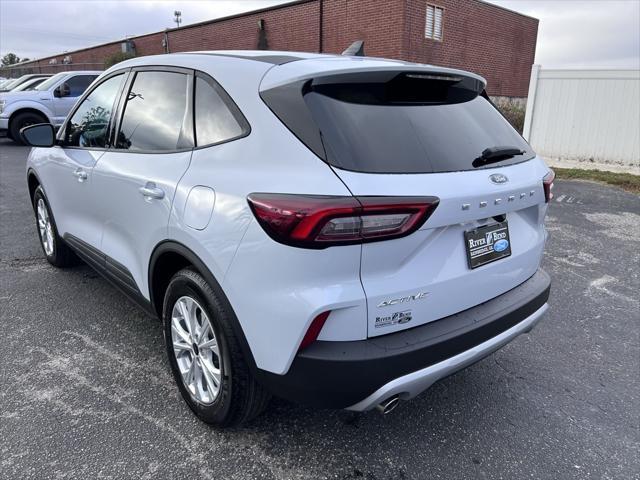 new 2025 Ford Escape car, priced at $29,870