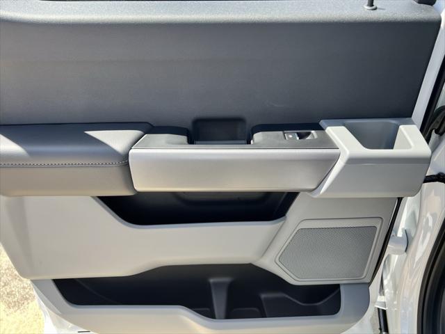 new 2025 Ford F-250 car, priced at $59,380
