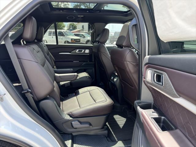 new 2025 Ford Explorer car, priced at $61,366