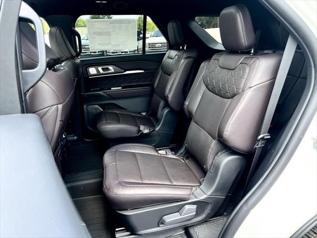 new 2025 Ford Explorer car, priced at $61,366