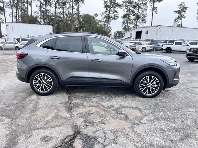 new 2025 Ford Escape car, priced at $40,019