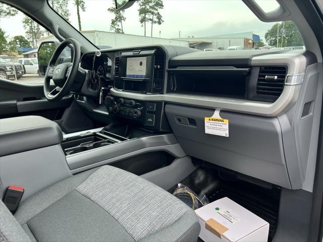 new 2025 Ford F-450 car, priced at $79,828