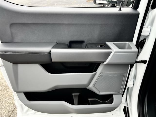 new 2025 Ford F-450 car, priced at $79,828