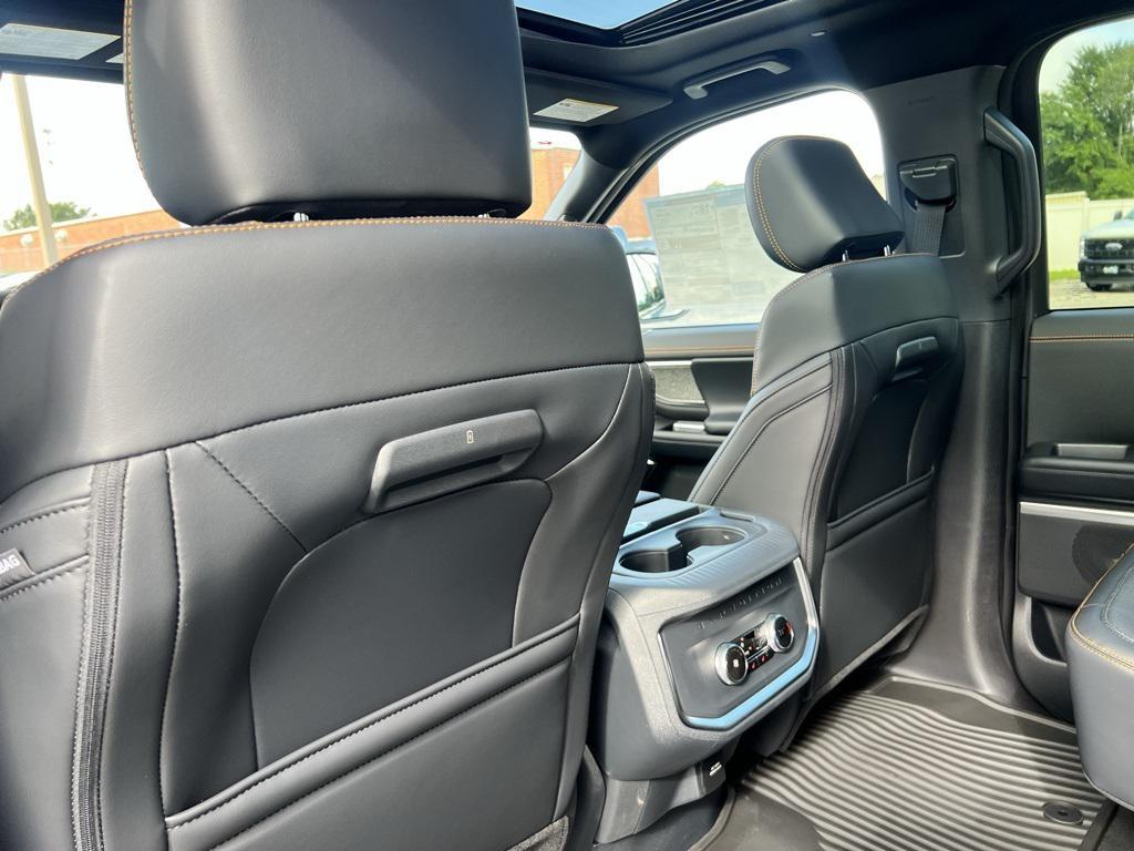 new 2025 Ford Expedition car, priced at $84,020