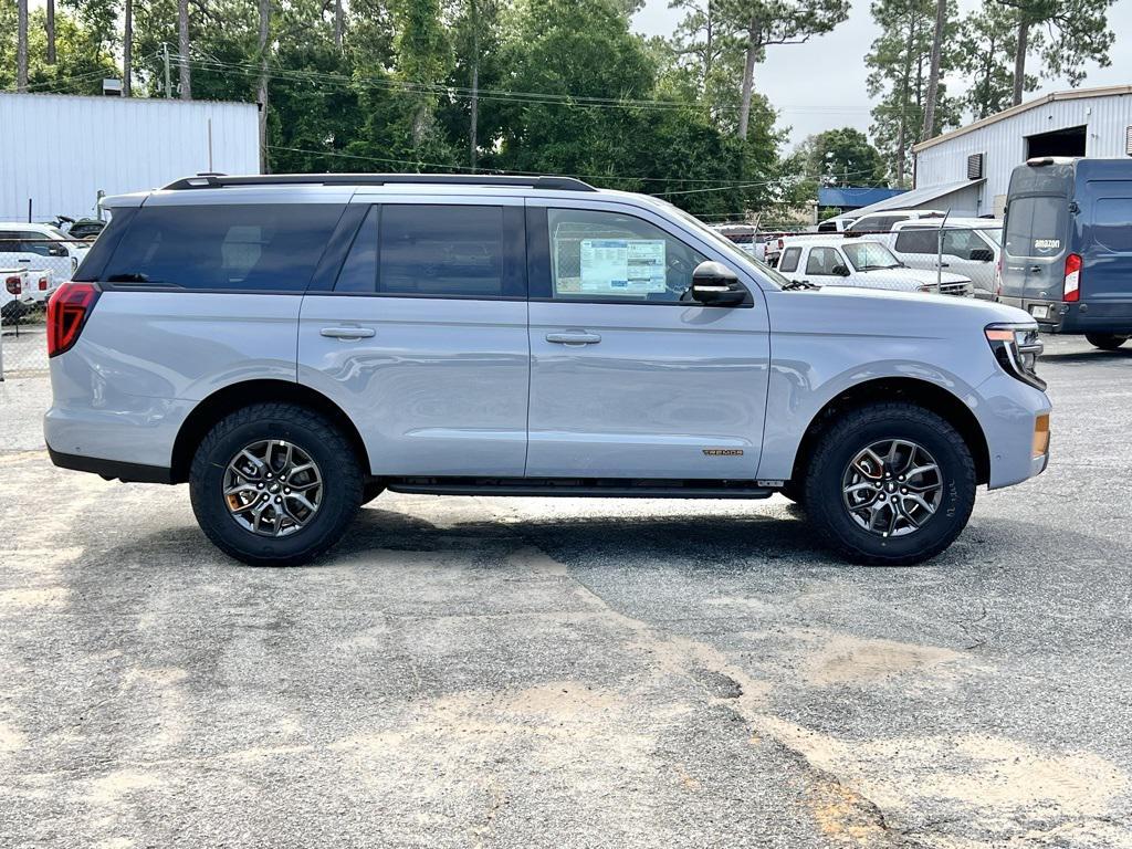 new 2025 Ford Expedition car, priced at $84,020