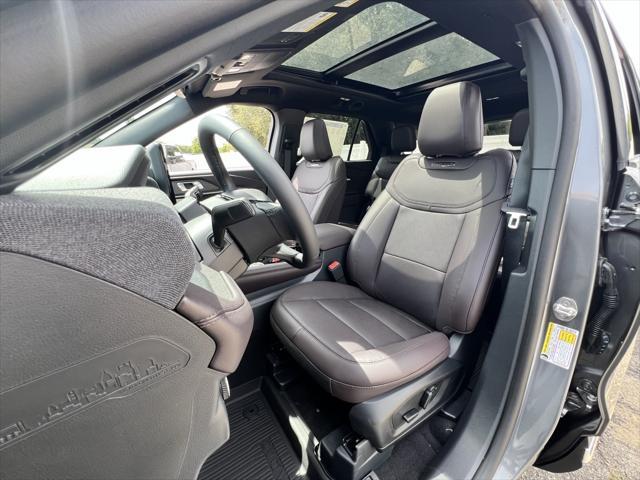 new 2025 Ford Explorer car, priced at $51,124