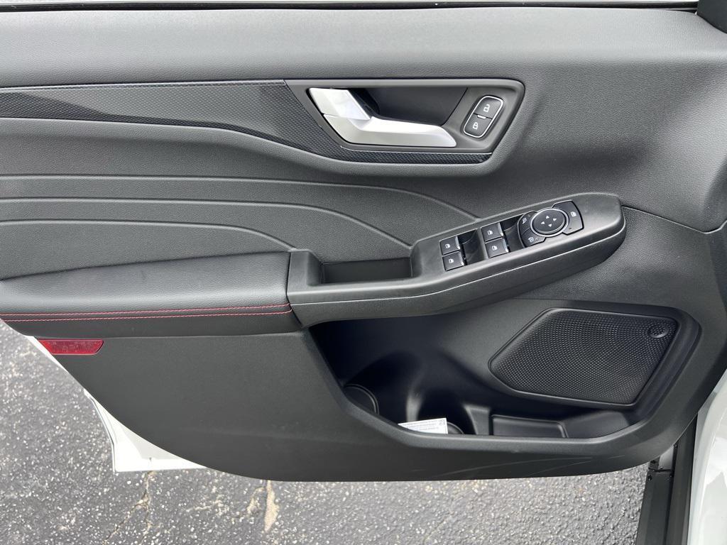 new 2024 Ford Escape car, priced at $31,123