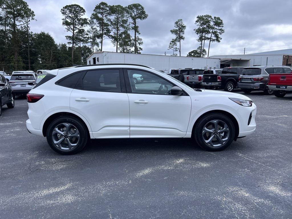 new 2024 Ford Escape car, priced at $31,123