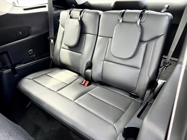 new 2025 Ford Explorer car, priced at $43,019