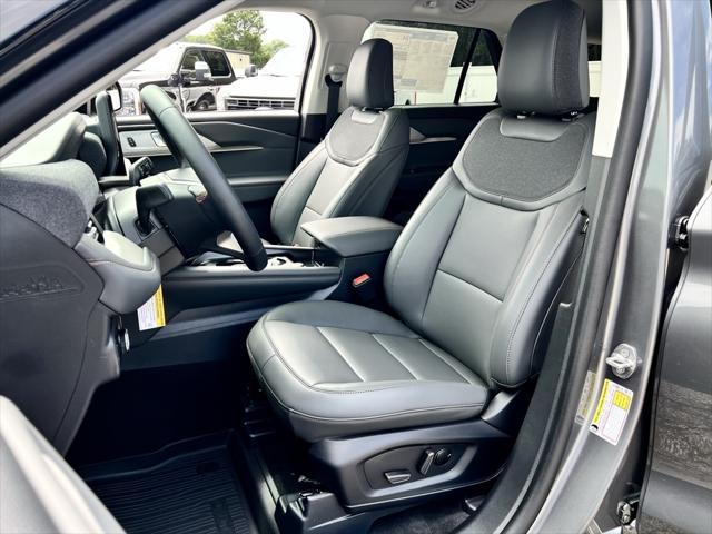 new 2025 Ford Explorer car, priced at $43,019