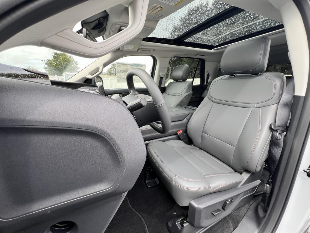 new 2025 Ford Expedition Max car, priced at $71,730