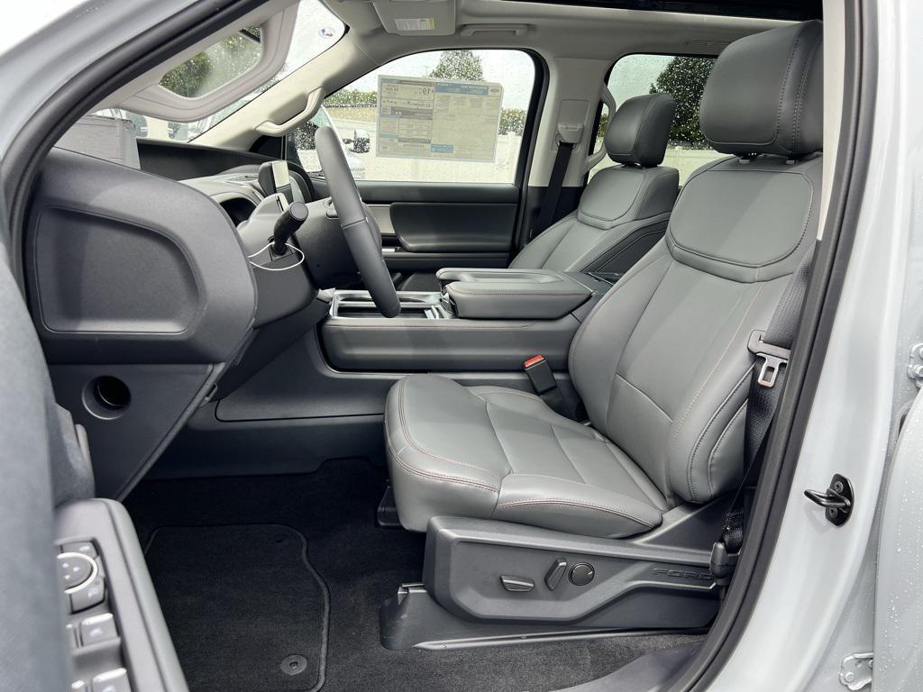new 2025 Ford Expedition Max car, priced at $71,730
