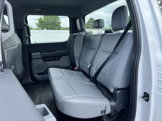 new 2025 Ford F-250 car, priced at $53,690