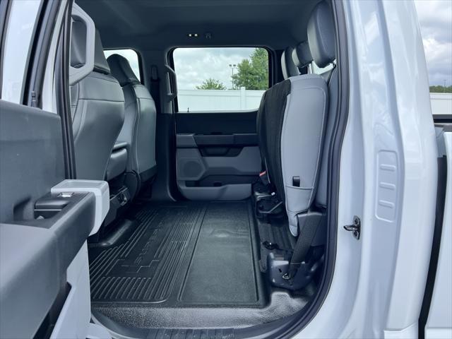 new 2025 Ford F-250 car, priced at $53,690