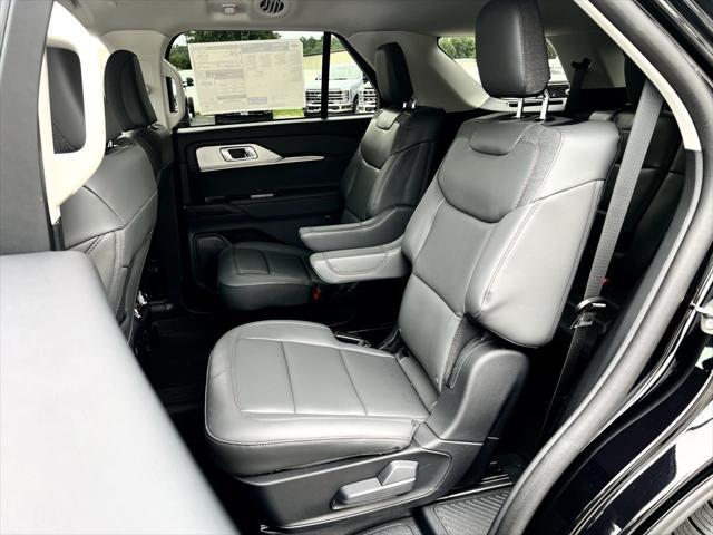 new 2025 Ford Explorer car, priced at $43,100