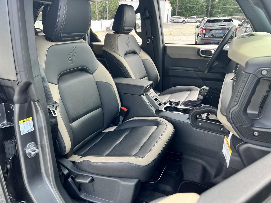 new 2025 Ford Bronco car, priced at $50,404