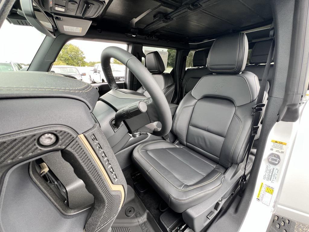new 2025 Ford Bronco car, priced at $61,944