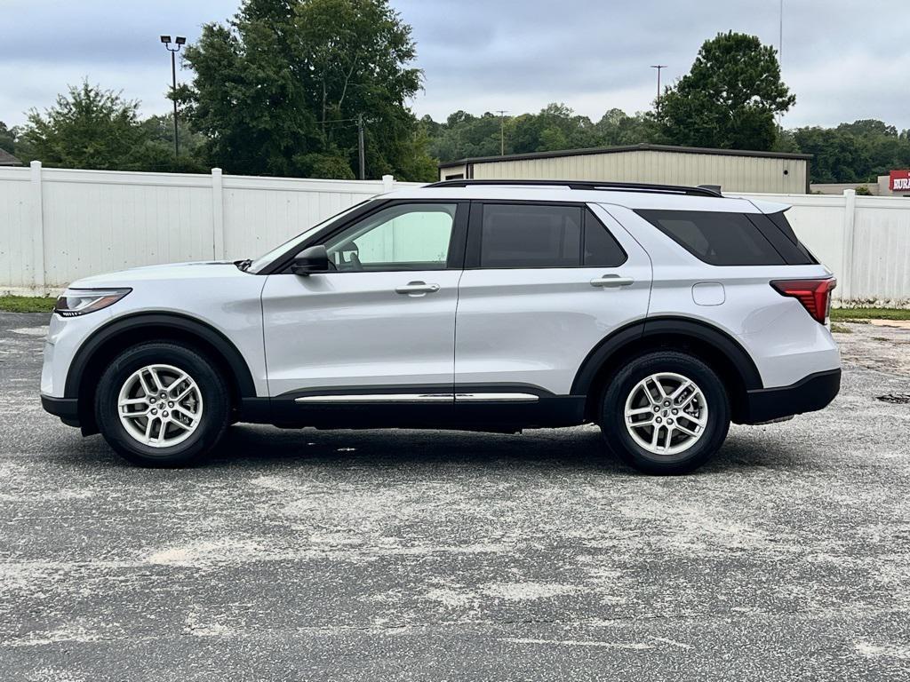 new 2025 Ford Explorer car, priced at $43,476