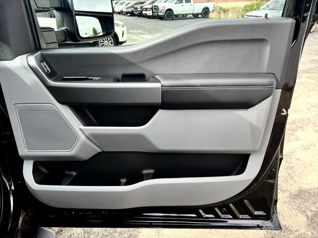 new 2025 Ford F-250 car, priced at $68,270