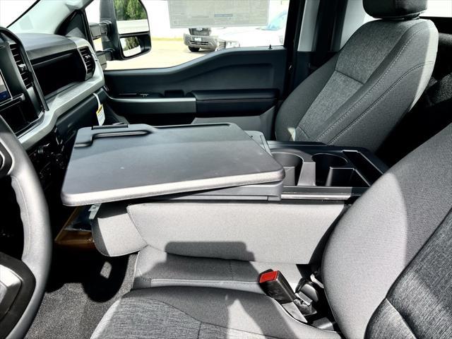 new 2025 Ford F-250 car, priced at $68,270