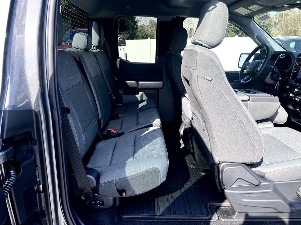 new 2025 Ford F-150 car, priced at $46,992