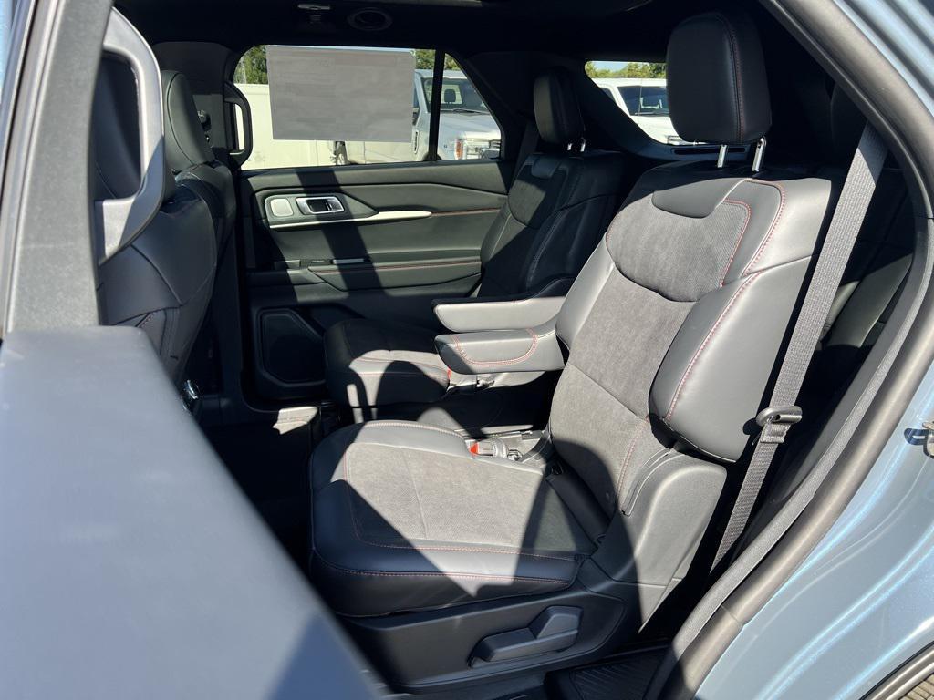 new 2025 Ford Explorer car, priced at $59,411