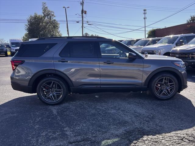 new 2025 Ford Explorer car, priced at $54,692