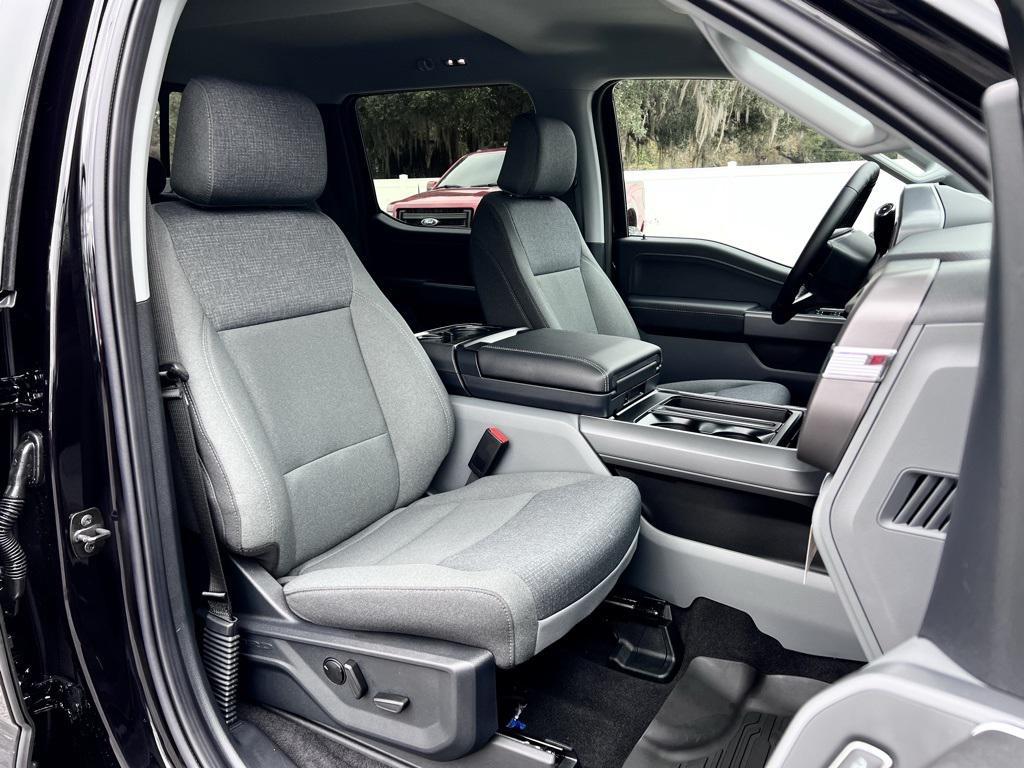 new 2025 Ford F-150 car, priced at $59,373
