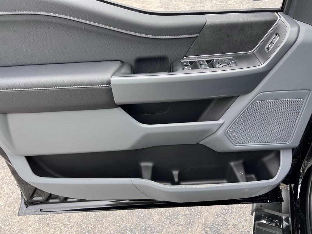 new 2025 Ford F-150 car, priced at $59,373