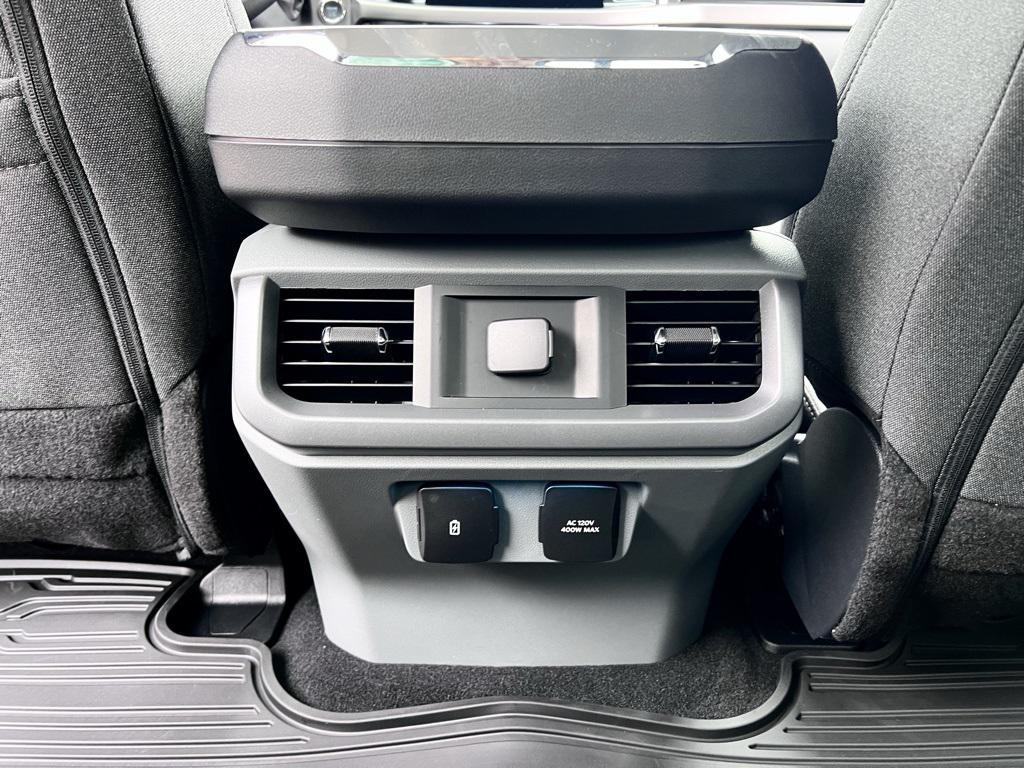 new 2025 Ford F-150 car, priced at $59,373