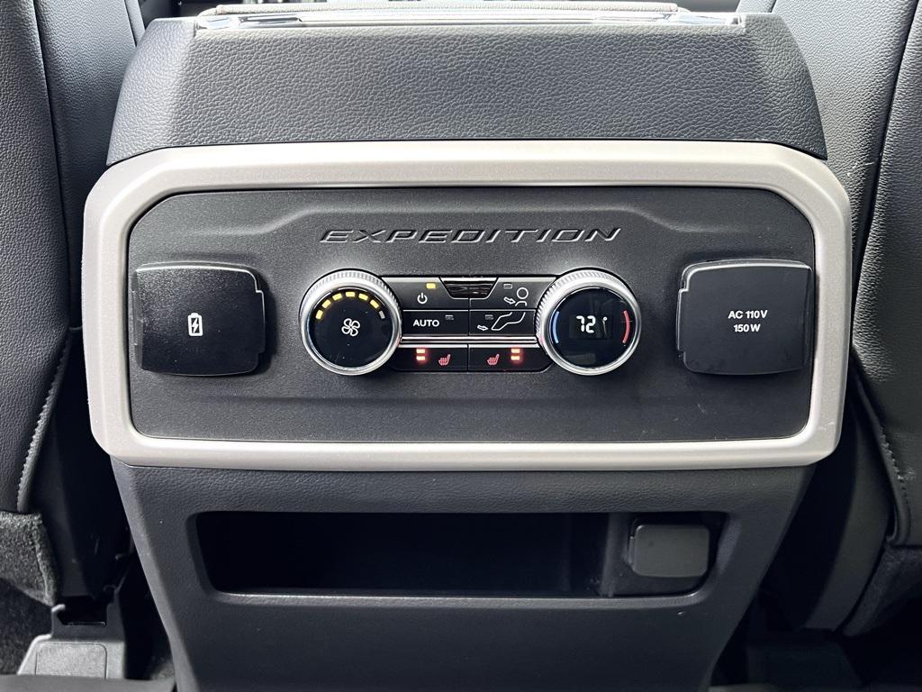 new 2024 Ford Expedition car, priced at $74,768