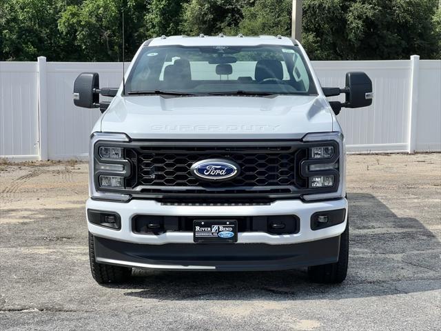 new 2025 Ford F-250 car, priced at $71,305