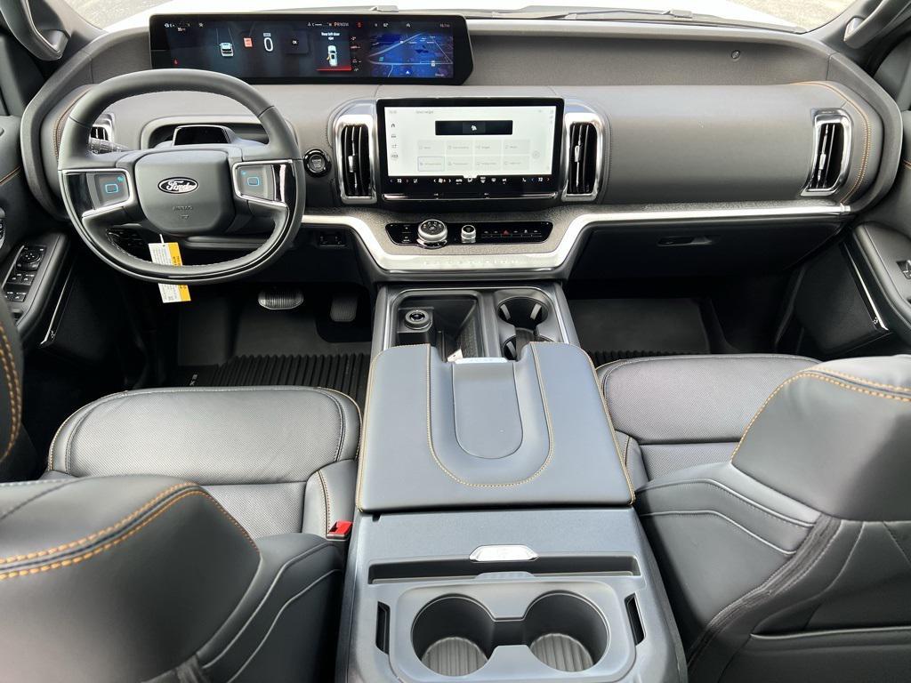 new 2025 Ford Expedition car, priced at $84,540