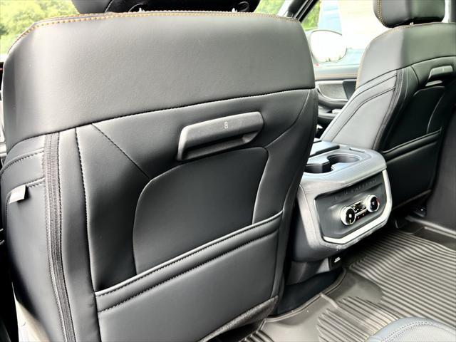 new 2025 Ford Expedition car, priced at $84,540