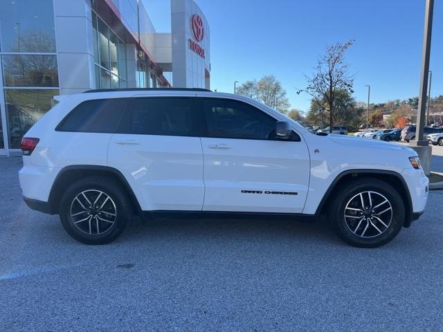 used 2020 Jeep Grand Cherokee car, priced at $26,447