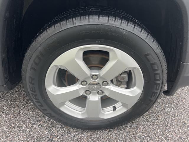 used 2019 Jeep Compass car, priced at $18,740