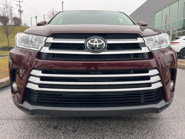 used 2019 Toyota Highlander car, priced at $32,890