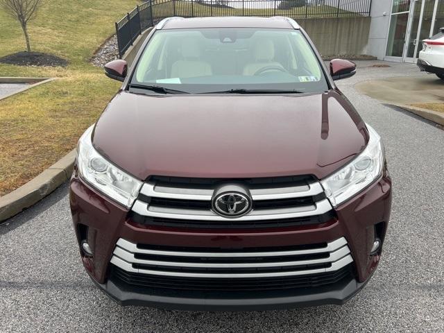 used 2019 Toyota Highlander car, priced at $32,890