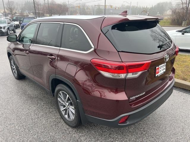 used 2019 Toyota Highlander car, priced at $32,890