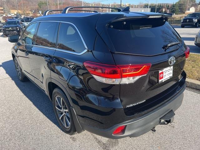 used 2018 Toyota Highlander car, priced at $21,880