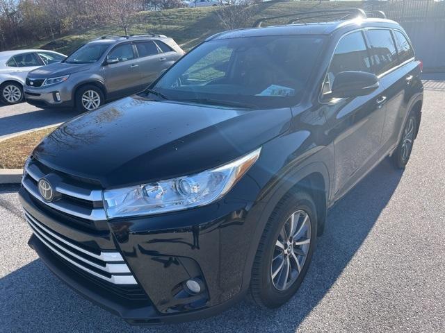 used 2018 Toyota Highlander car, priced at $21,880