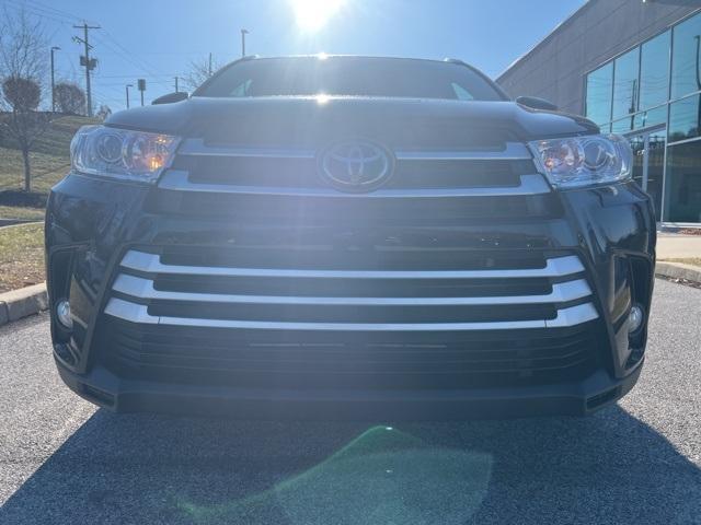 used 2018 Toyota Highlander car, priced at $21,880