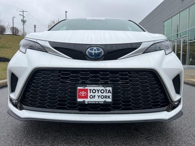 used 2022 Toyota Sienna car, priced at $45,870