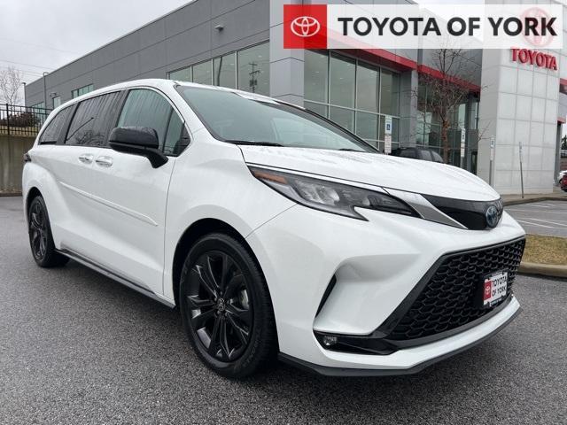 used 2022 Toyota Sienna car, priced at $43,588