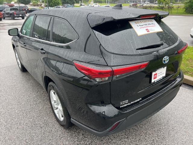 used 2023 Toyota Highlander Hybrid car, priced at $34,999