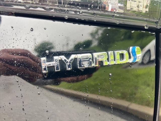 used 2023 Toyota Highlander Hybrid car, priced at $34,999