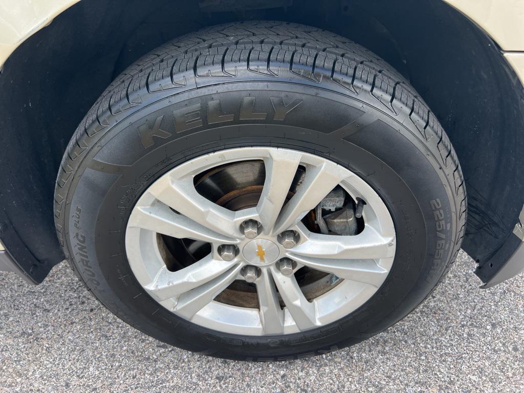 used 2015 Chevrolet Equinox car, priced at $9,700