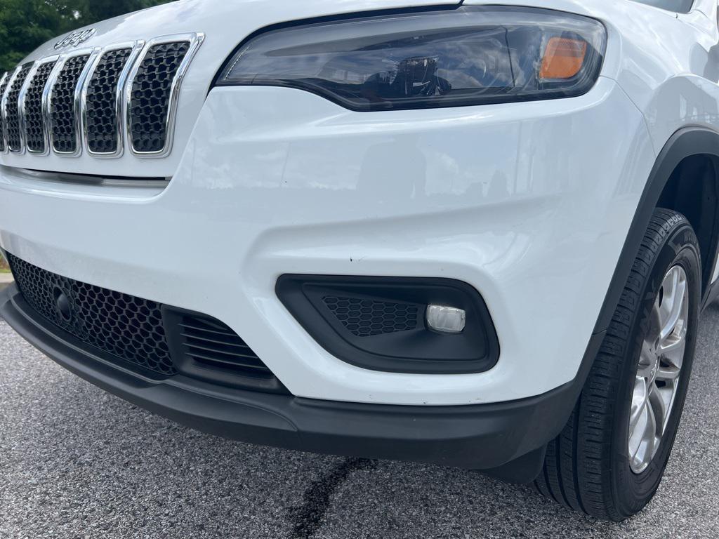 used 2021 Jeep Cherokee car, priced at $17,884