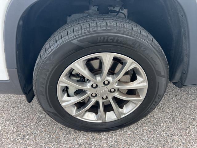 used 2021 Jeep Cherokee car, priced at $22,980